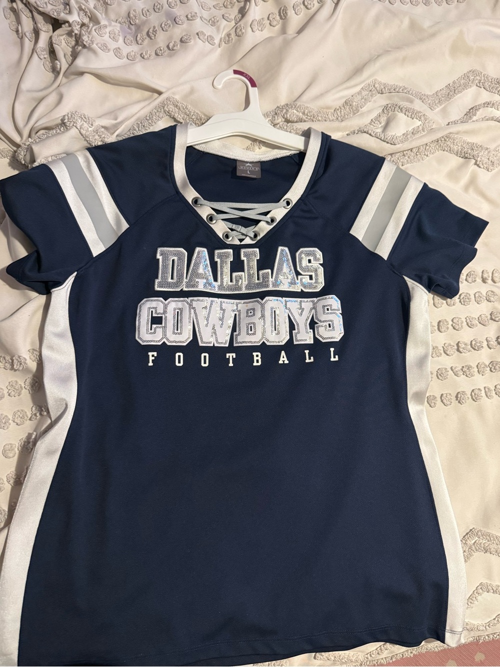 Dallas Cowboys Lace-Up Fan Tee - Navy/White